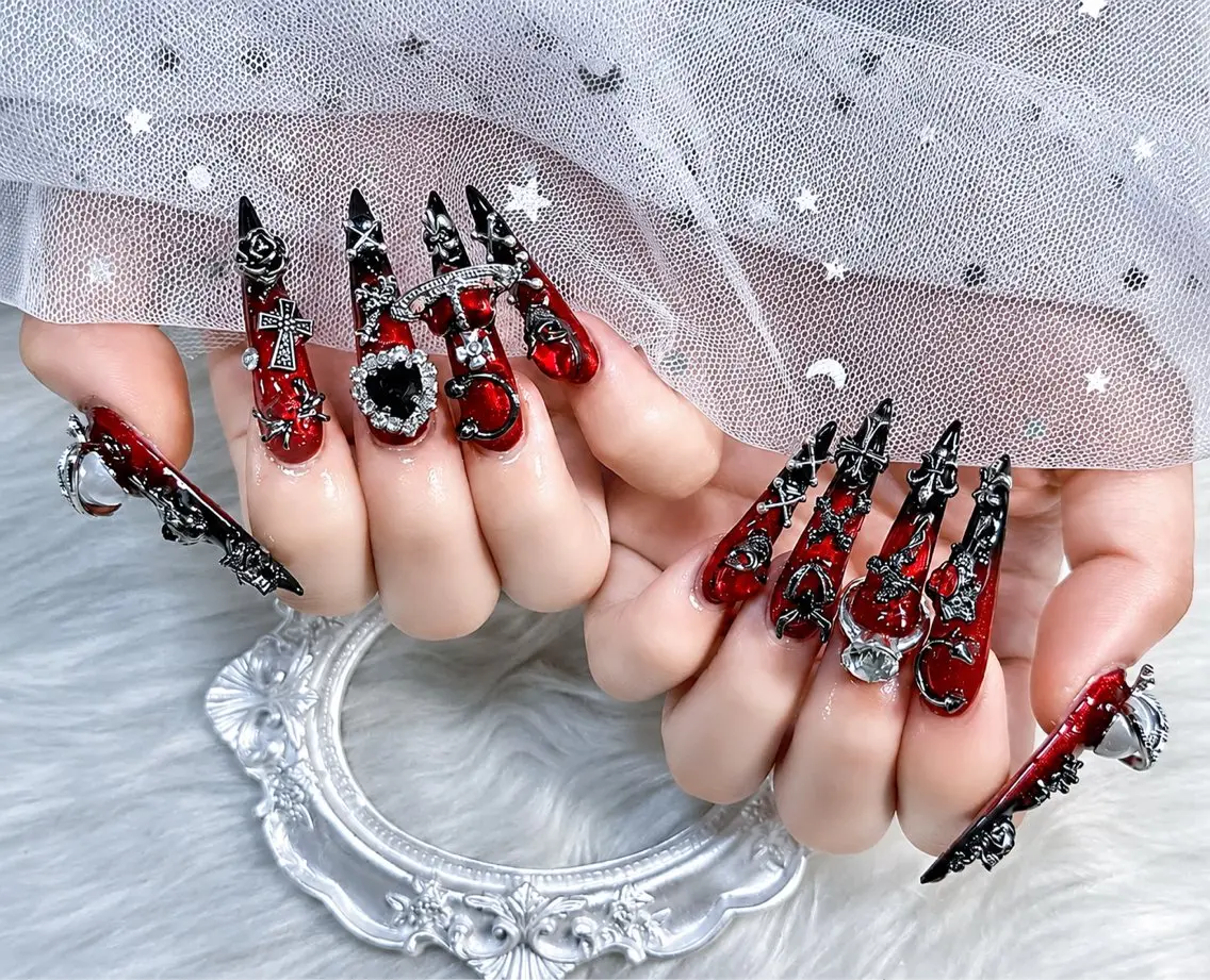 ネイル HIN NAILのネイルデザイン
