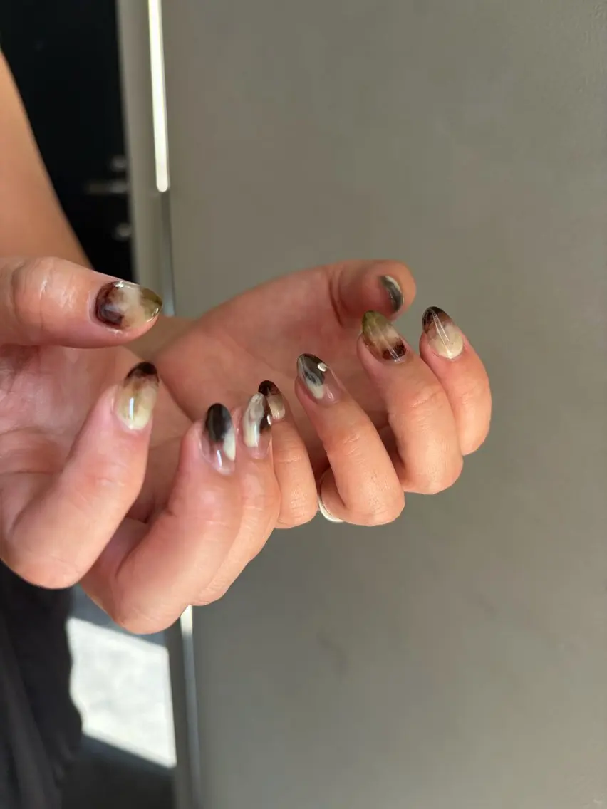 ネイル ハンドネイル Manon Hikariのネイルデザイン
