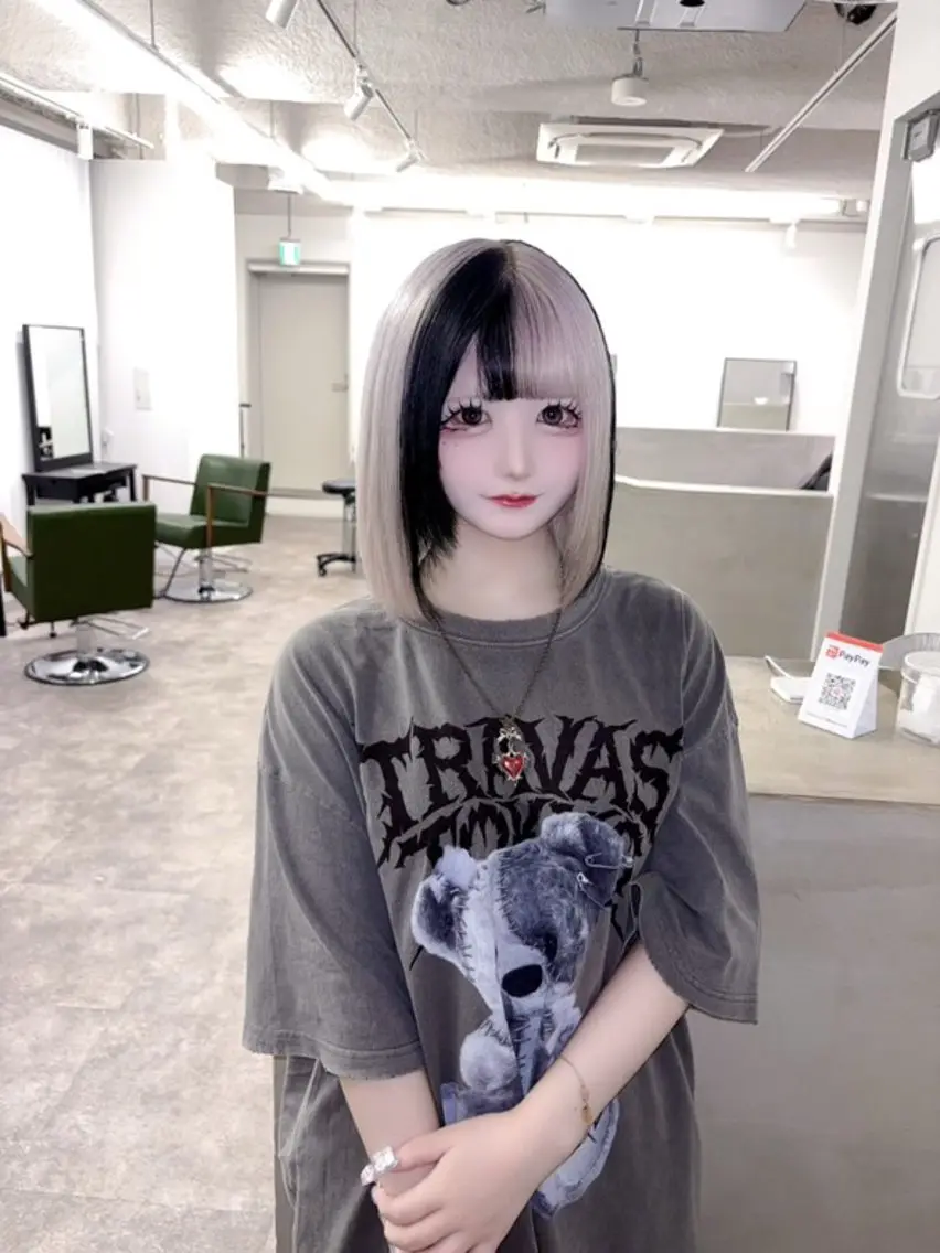 ミディアム カラー ヘアカラー ハイトーン/ カラー/めい🎀のヘアスタイル