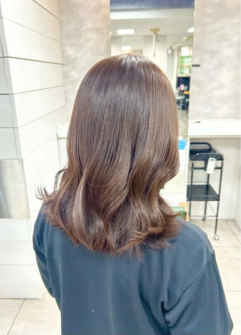 ミディアム カット ヘアカラー レイヤー/艶髪カラー 森本くるみのヘアスタイル
