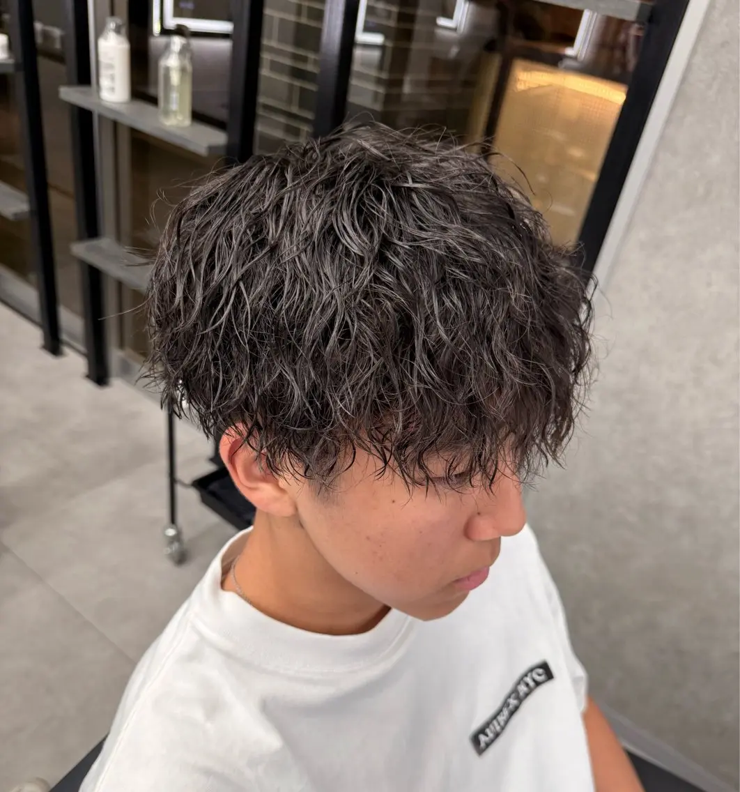 ミディアム ミディアムパーマ カット パーマ 🔥メンズ特化🔥 春音のヘアスタイル