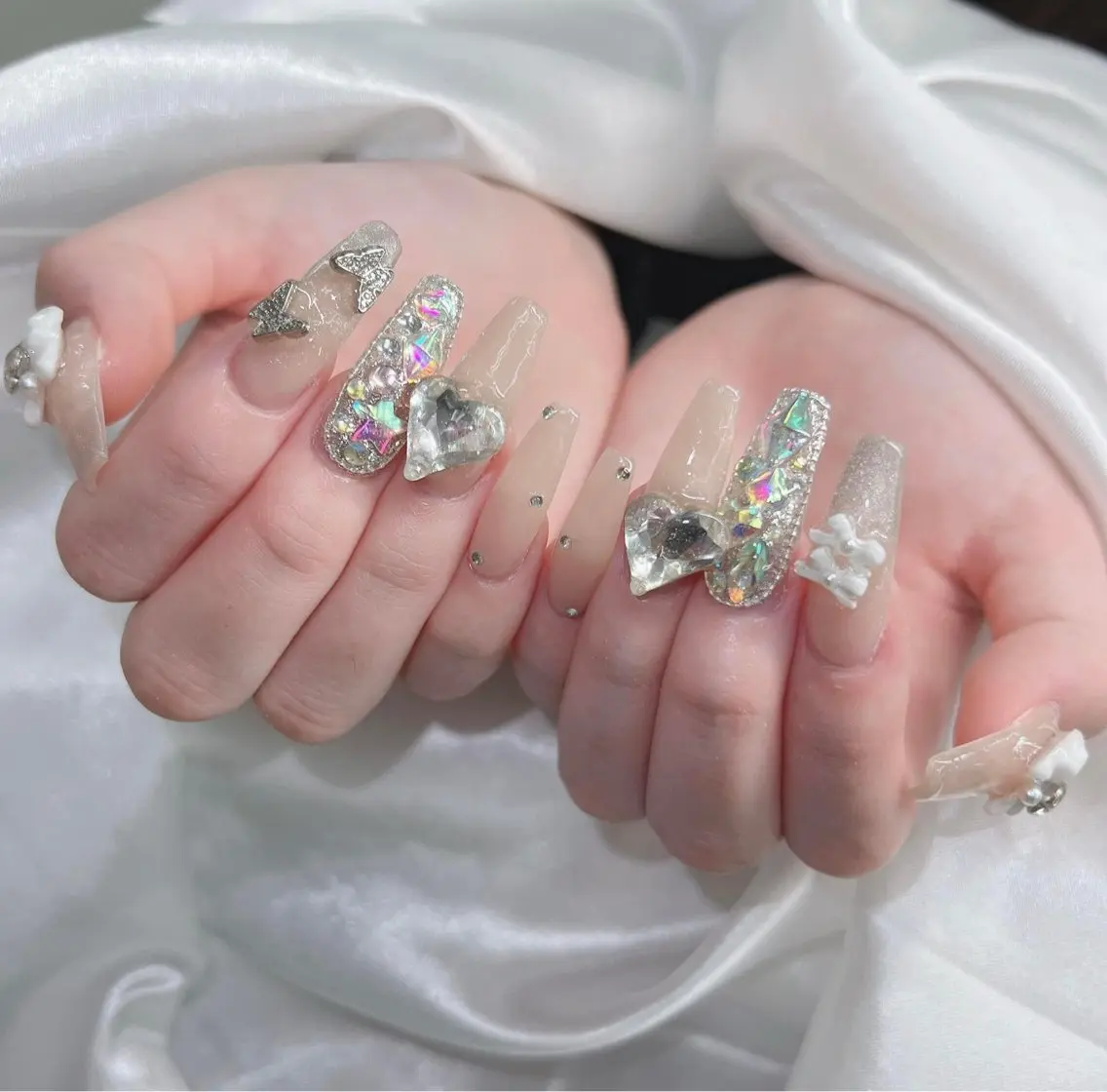 ネイル アートネイル 長さ出し ジェルネイル キラキラネイル マグネットネイル Lee Nails チップ長さだし専門店のネイルデザイン