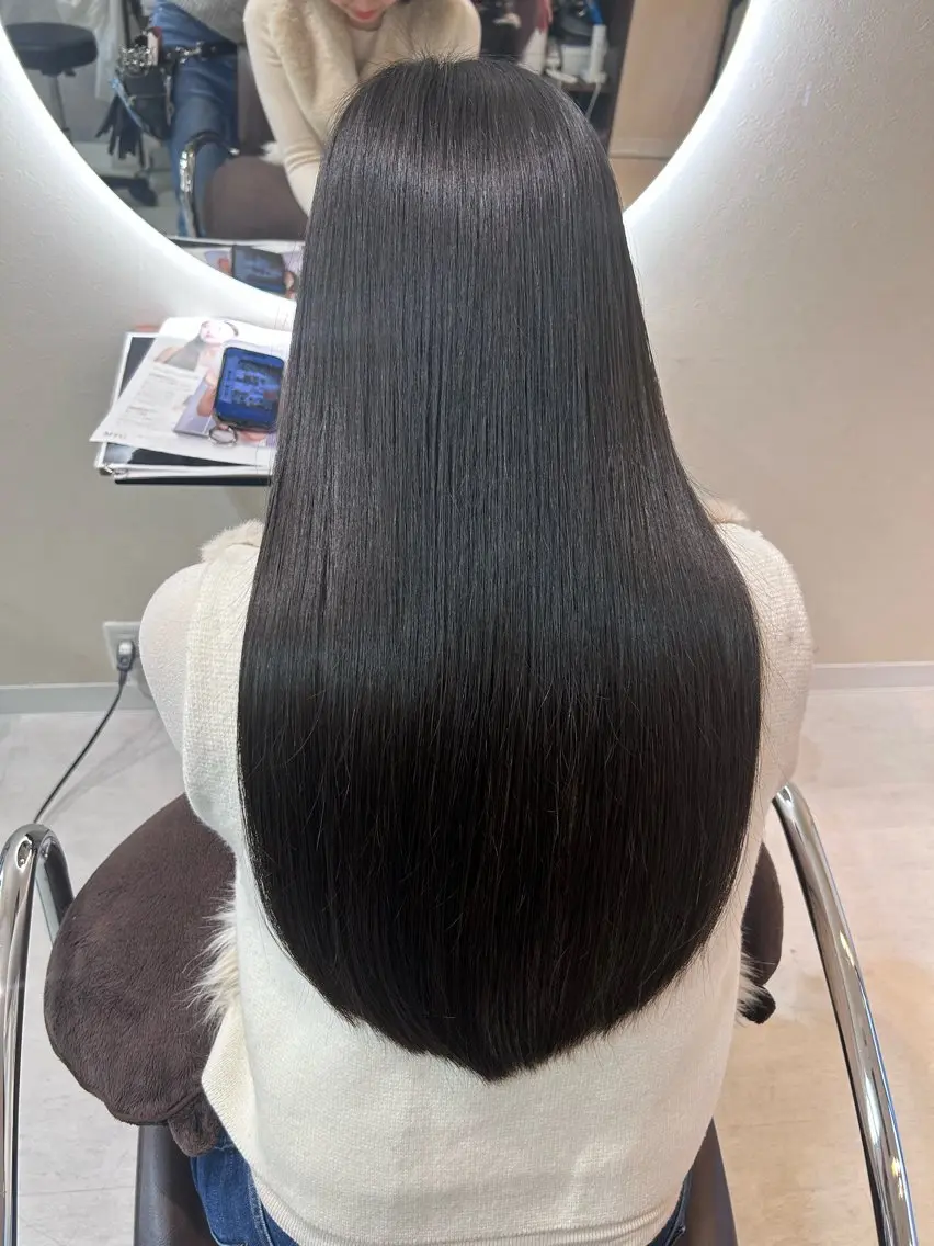 ロング 縮毛矯正 🦋髪質改善🦋 眞井琴美のヘアスタイル