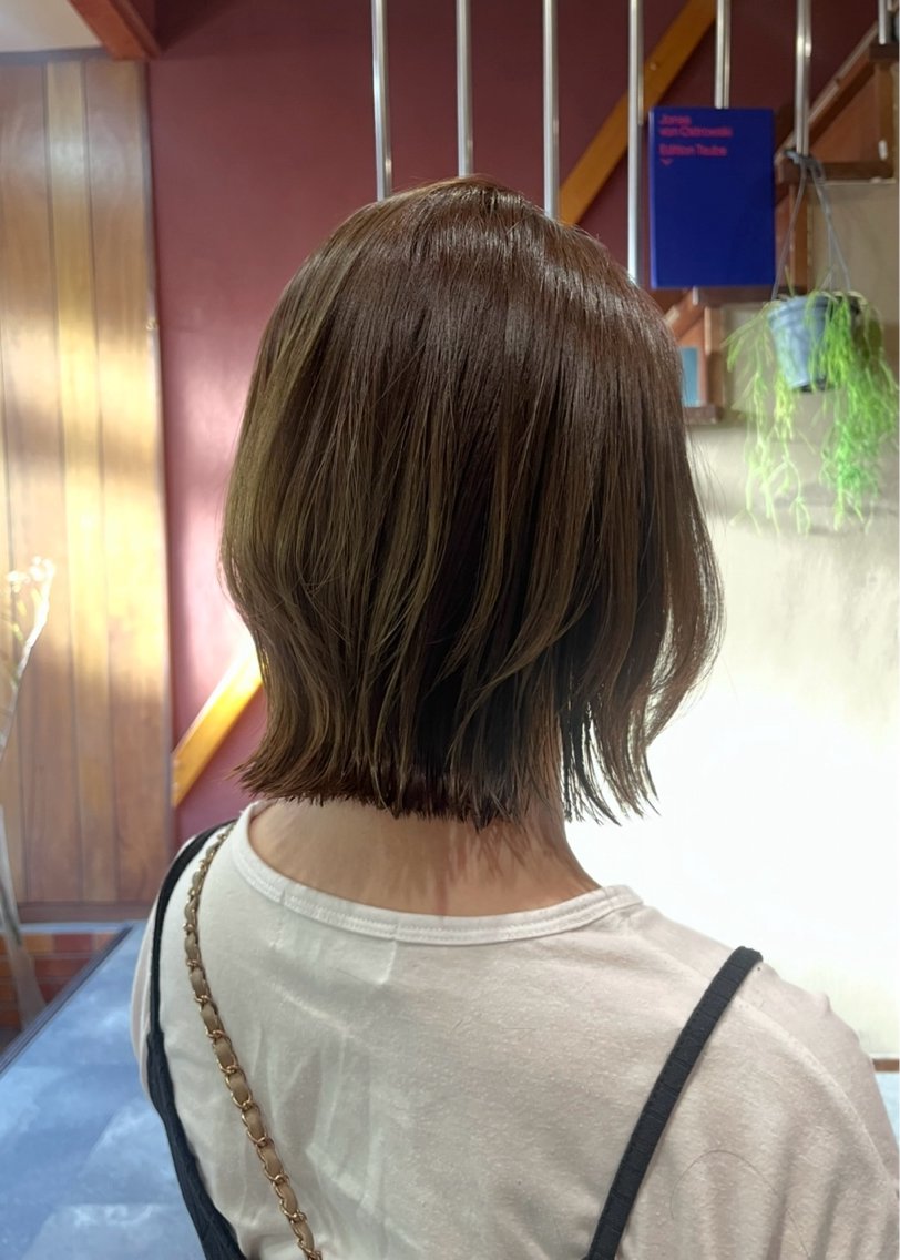 ミディアム カラー カット ヘアカラー トリートメント ミントカラー🌱上村 瑞紀のヘアスタイル