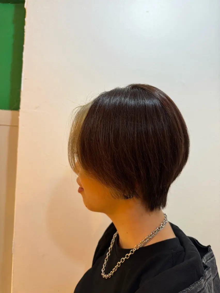 ショート カラー ベージュカラー ブラウンカラー ウマバ ケンタロウのヘアスタイル