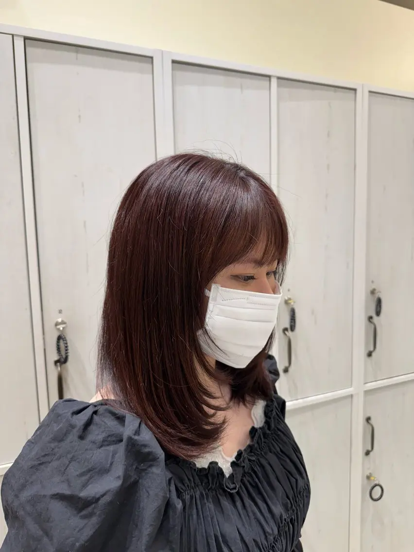 ミディアム 顔まわりレイヤー レイヤーカット 太田 千尋のヘアスタイル