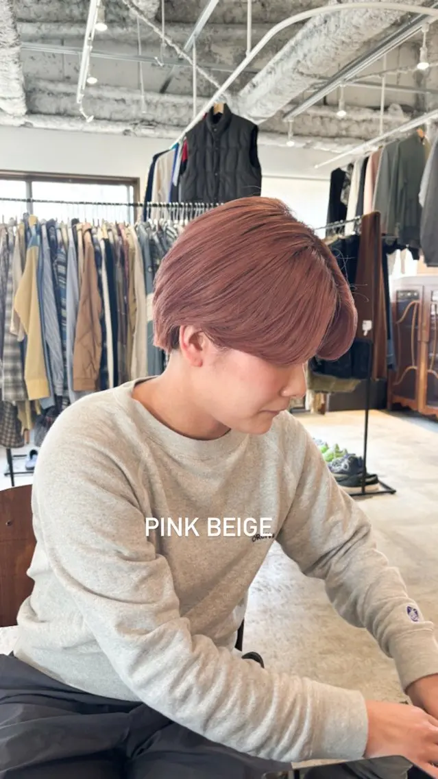 ショート カラー ベージュカラー ブリーチ 透明感カラー ピンクカラー ピンクベージュ Takuma Suzuki中目黒のヘアスタイル