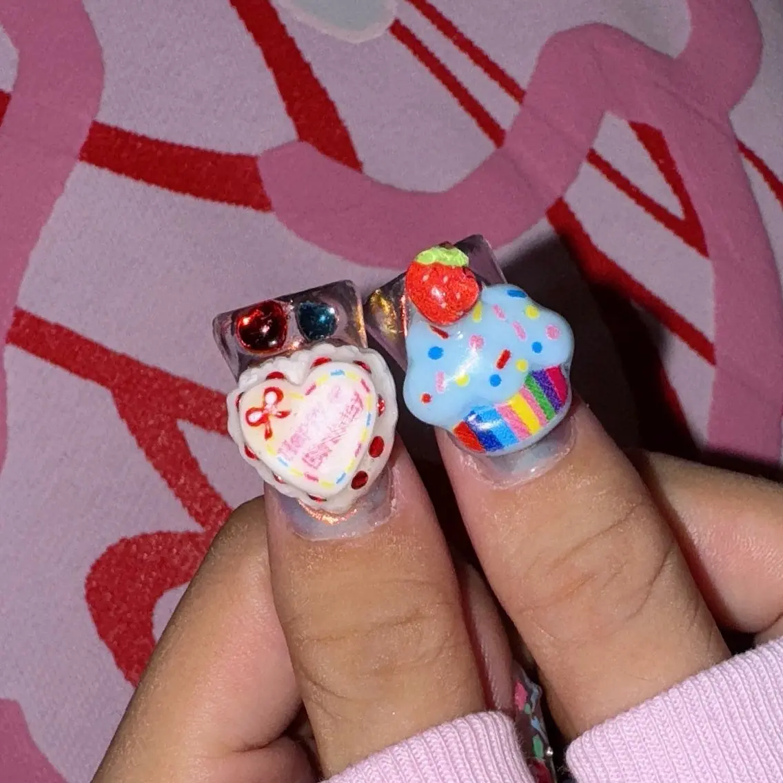 ネイル ネイルチップ ハンドネイル RIEKO🍒 ワンホン♡推しネイルのネイルデザイン