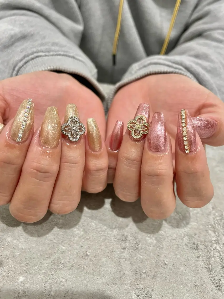 ネイル 持ち込み ハンドネイル Raviliss ♡のネイルデザイン