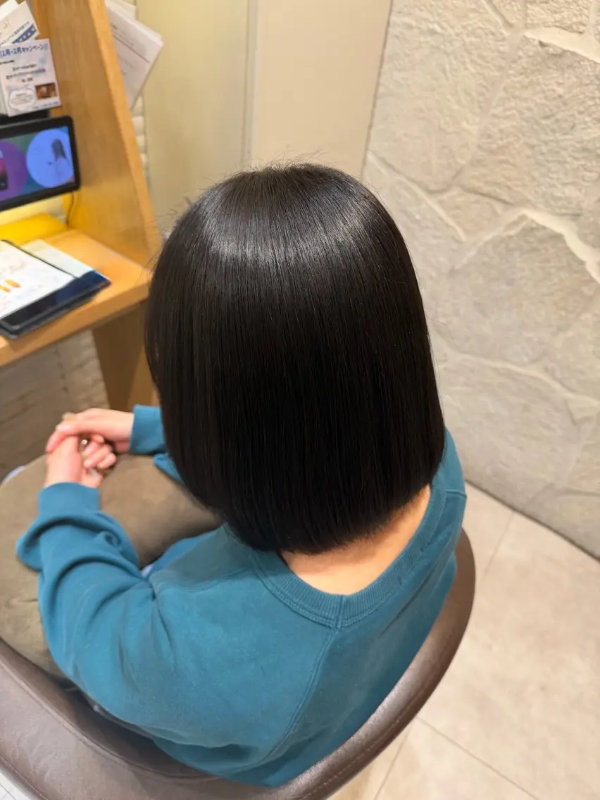 ミディアム ボブ 髪質改善 トリートメント カット トリートメント 吉川沙知 /ナチュラルカラーのヘアスタイル