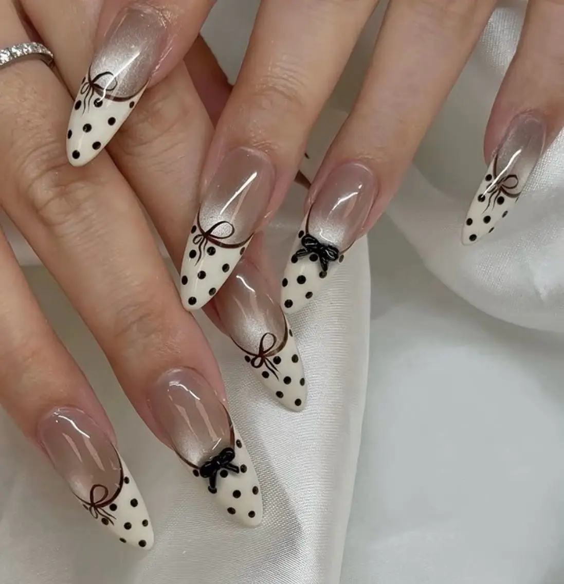 ネイル ハンドネイル AMI  NAIL 池袋のネイルデザイン