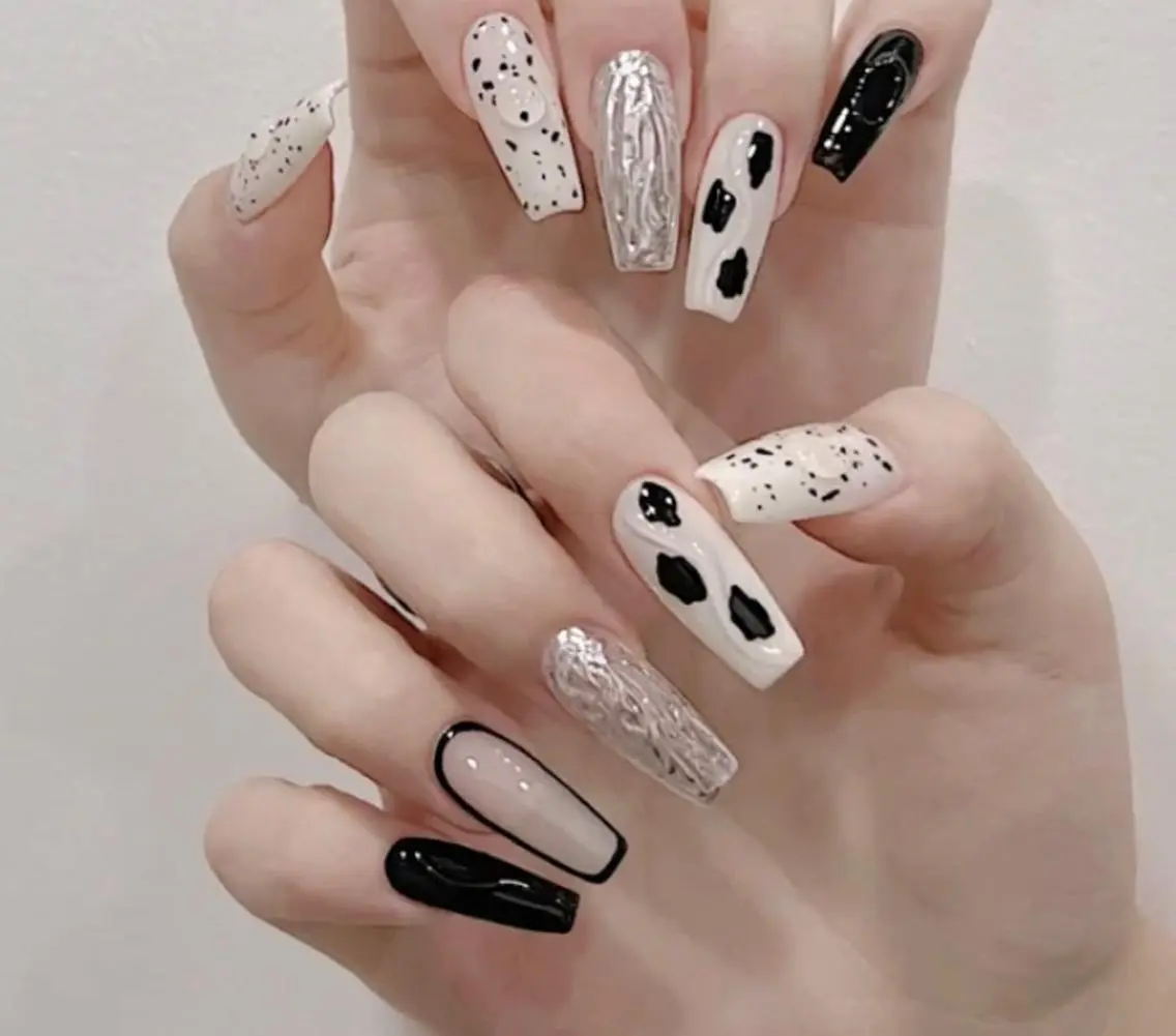 ネイル lucky nail 歌舞伎町のネイルデザイン