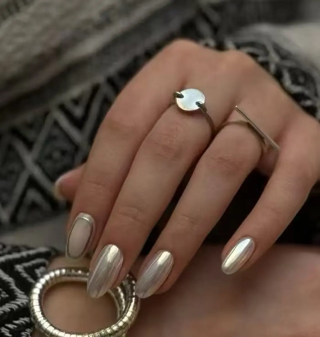 ネイル オーロラネイル フラワーネイル フットネイル フレンチネイル ジェルネイル ハンドネイル BabyYouMi nailのネイルデザイン