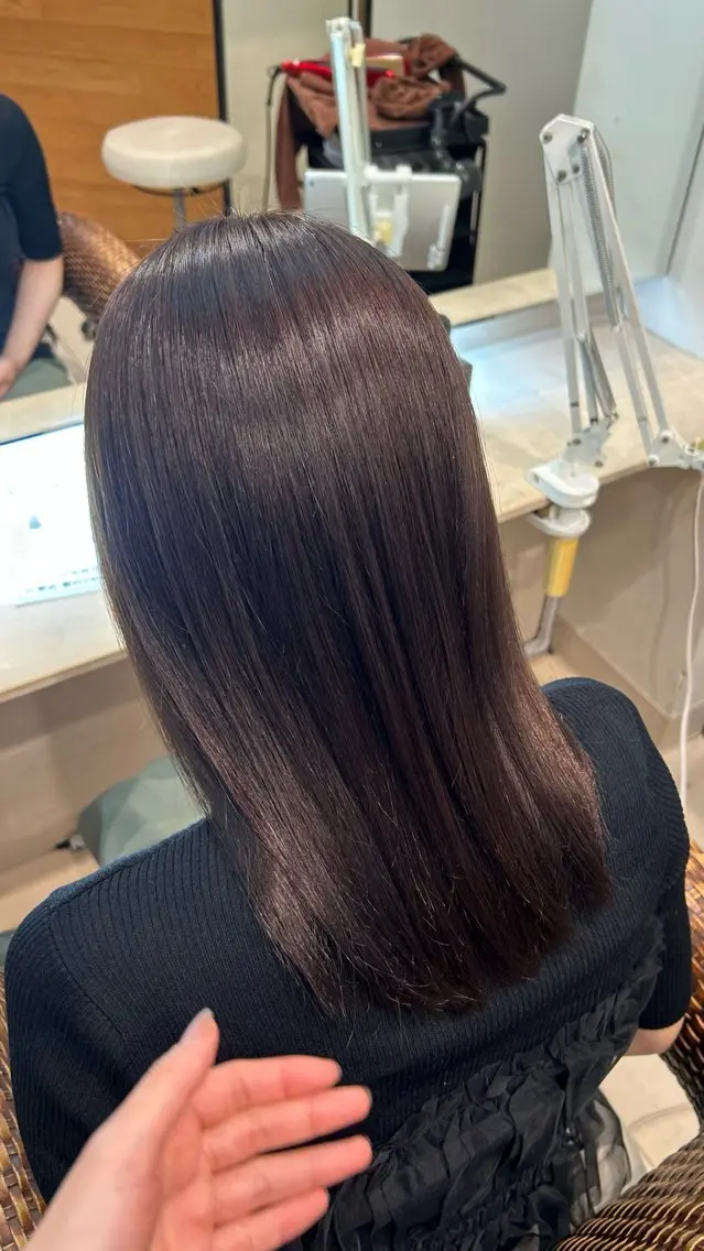 ミディアム 縮毛矯正 トリートメント 艶縮毛🫧 かほのヘアスタイル