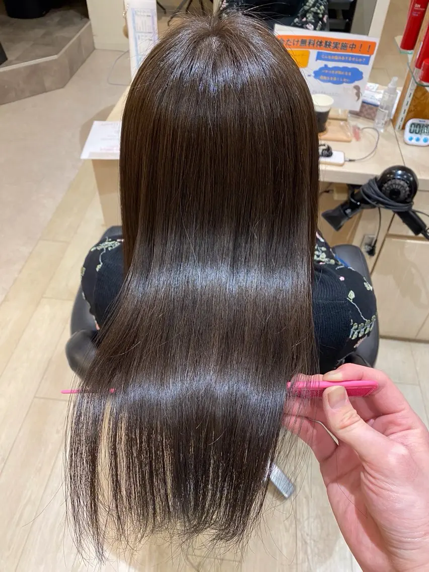 ロング くせ毛 髪質改善 縮毛矯正 トリートメント 酸性ストレート 川元 雄貴のヘアスタイル