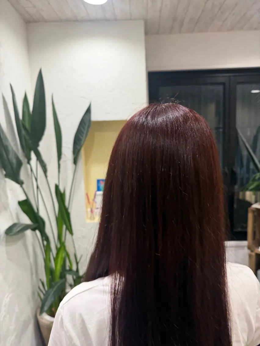 ロング ヘアカラー 張替 凜のヘアスタイル