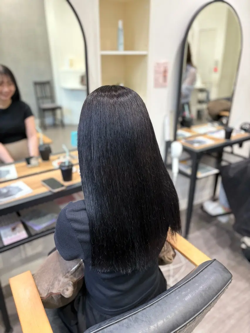 ロング カラー nijika/ 艶カラー🫧のヘアスタイル