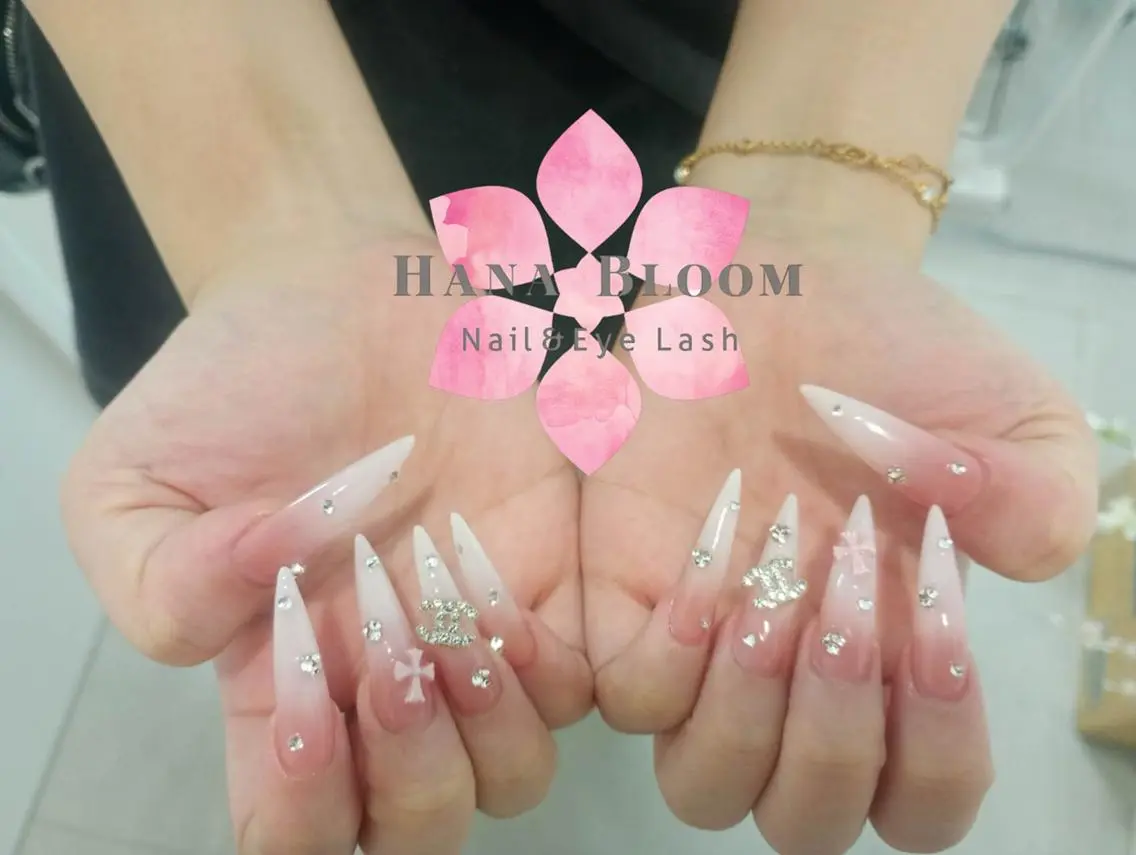 ネイル 長さ出し フットネイル 韓国ネイル マグネットネイル 持ち込み ハンドネイル ハンドケア Hana Bloom 💖初回オフ無料のネイルデザイン