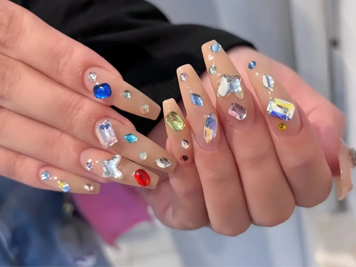 ネイル アートネイル 長さ出し ガーリー 韓国ネイル 持ち込み Rin Nail 新大久保店のネイルデザイン