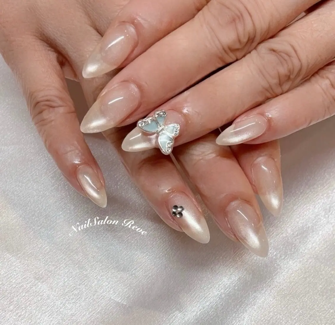 ネイル アートネイル マグネットネイル ハンドネイル NailSalon Reveのネイルデザイン