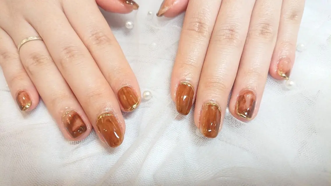 ネイル Tinaネイル 難波のネイルデザイン
