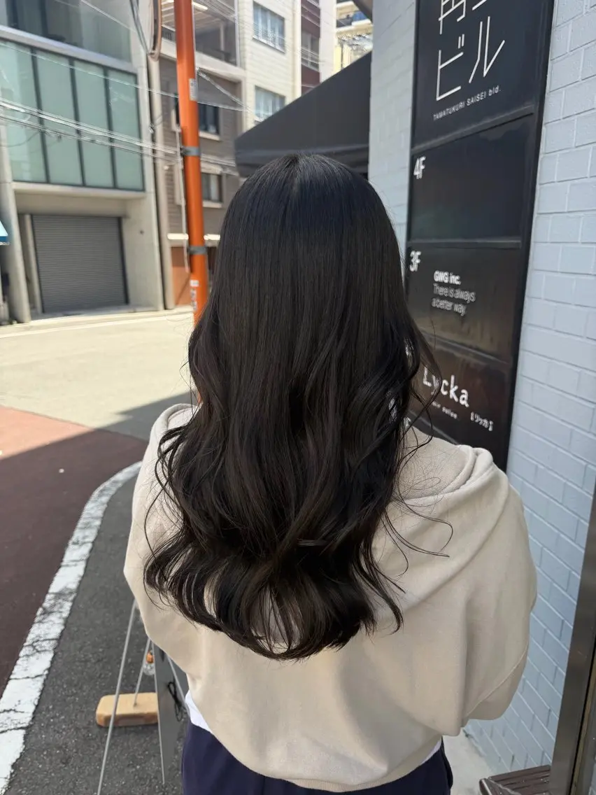ロング ヘアカラー 柿本ひな / カラーモデル様募集中のヘアスタイル