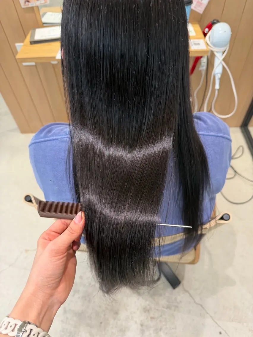 ロング カット ヘアカラー トリートメント Tamagawa Sakiのヘアスタイル