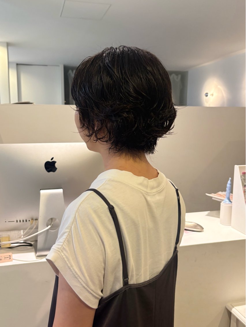 ショート パーマ カット ヘアカラー 【YARD.】 渡邊 こころのヘアスタイル