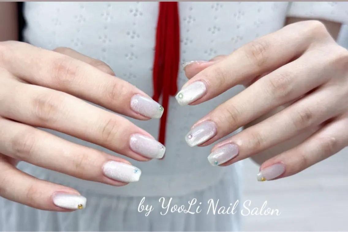 ネイル アートネイル オーロラネイル チークネイル フレンチネイル ガラスフレンチ 🎀🎀YooLi Nail Salonのネイルデザイン