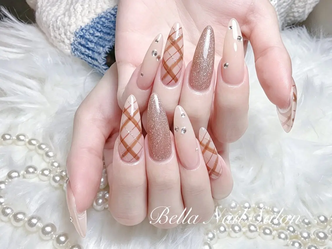 ネイル ハンドネイル Bella Nail Salonパラジェルのネイルデザイン