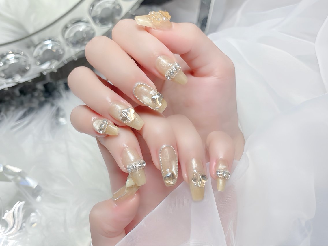 ネイル アニマル柄 べっ甲ネイル ブルー ボルドー ブラウン ハンドネイル Rin Nail 新大久保店のネイルデザイン
