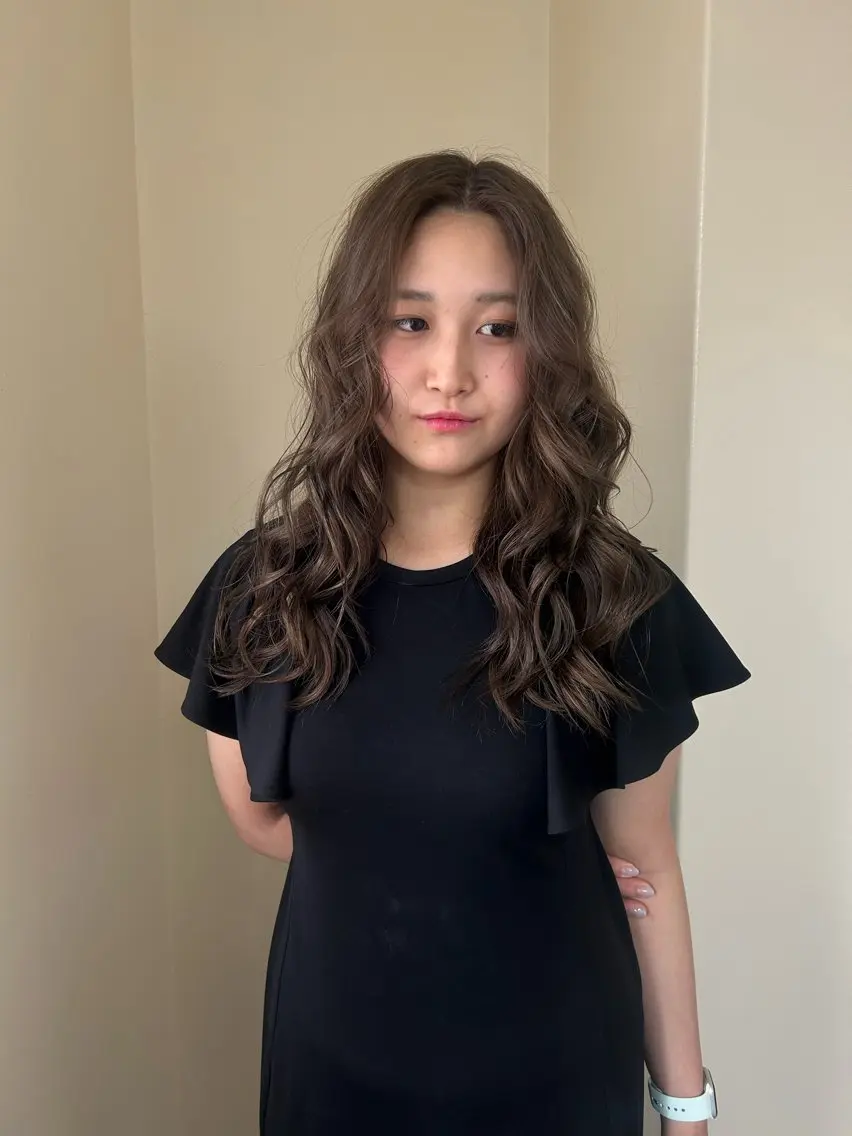 ロング カラー ベージュカラー 透明感カラー ヘーゼル ヘアカラー トリートメント ☕️結【suii.】 ボブ/ヘアセット☕️のヘアスタイル