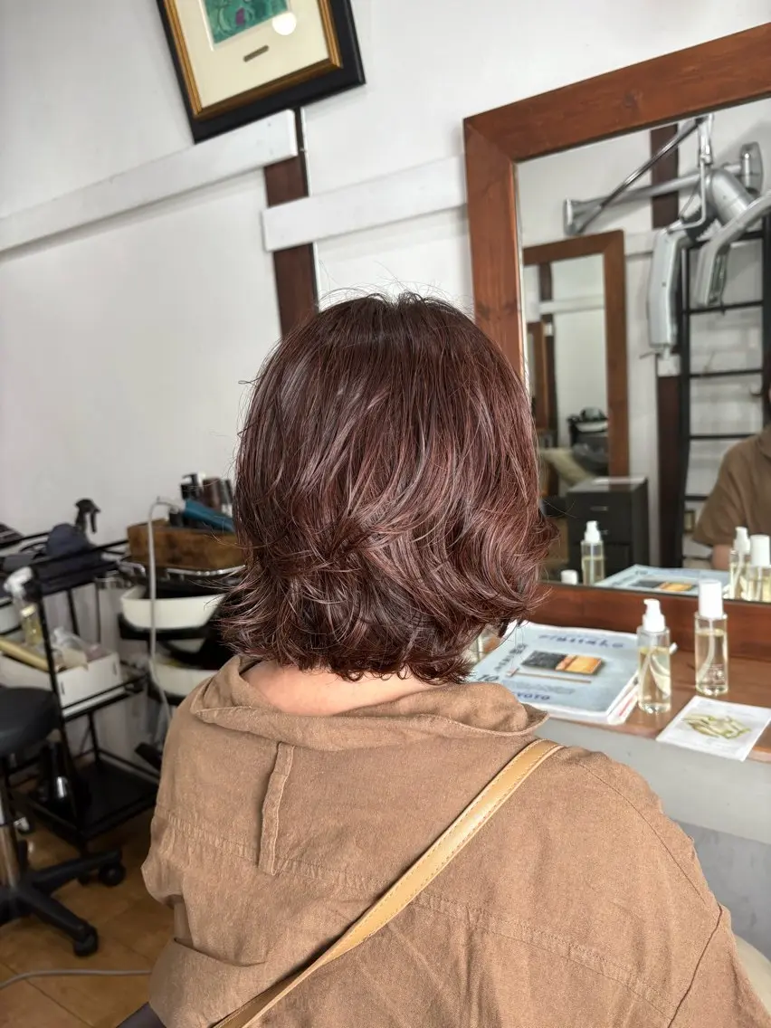 ショート カラー パーマ ベージュカラー ピンクカラー ピンクベージュ ボブ レイヤーカット カット パーマ 【pejite】 小沼 勇貴のヘアスタイル