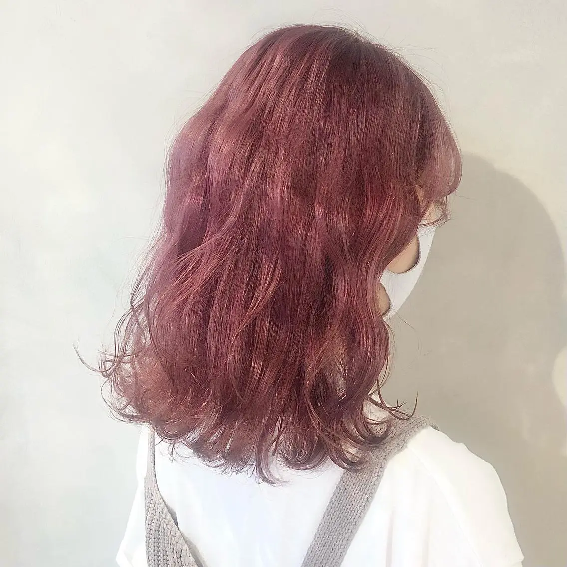 セミロング ヘアカラー トリートメント 髪質改善⌇透明感 カラー⌇川上葵のヘアスタイル