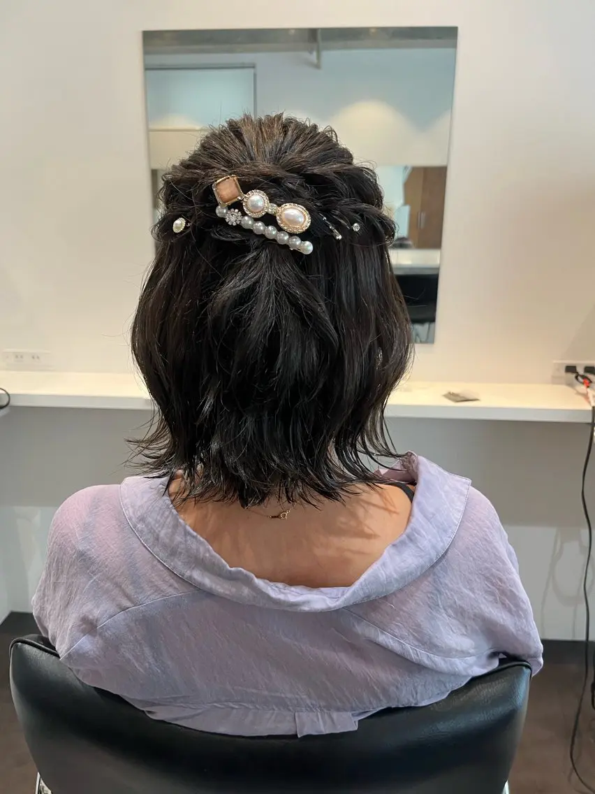 ショート ヘアアレンジ ハーフアップ ボブ ヘアカラー ヘアセット ヘアアレンジ/ カラー/hazukiのヘアスタイル