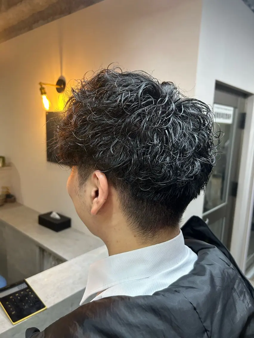 パーマ メンズ flag hair レイナのヘアスタイル