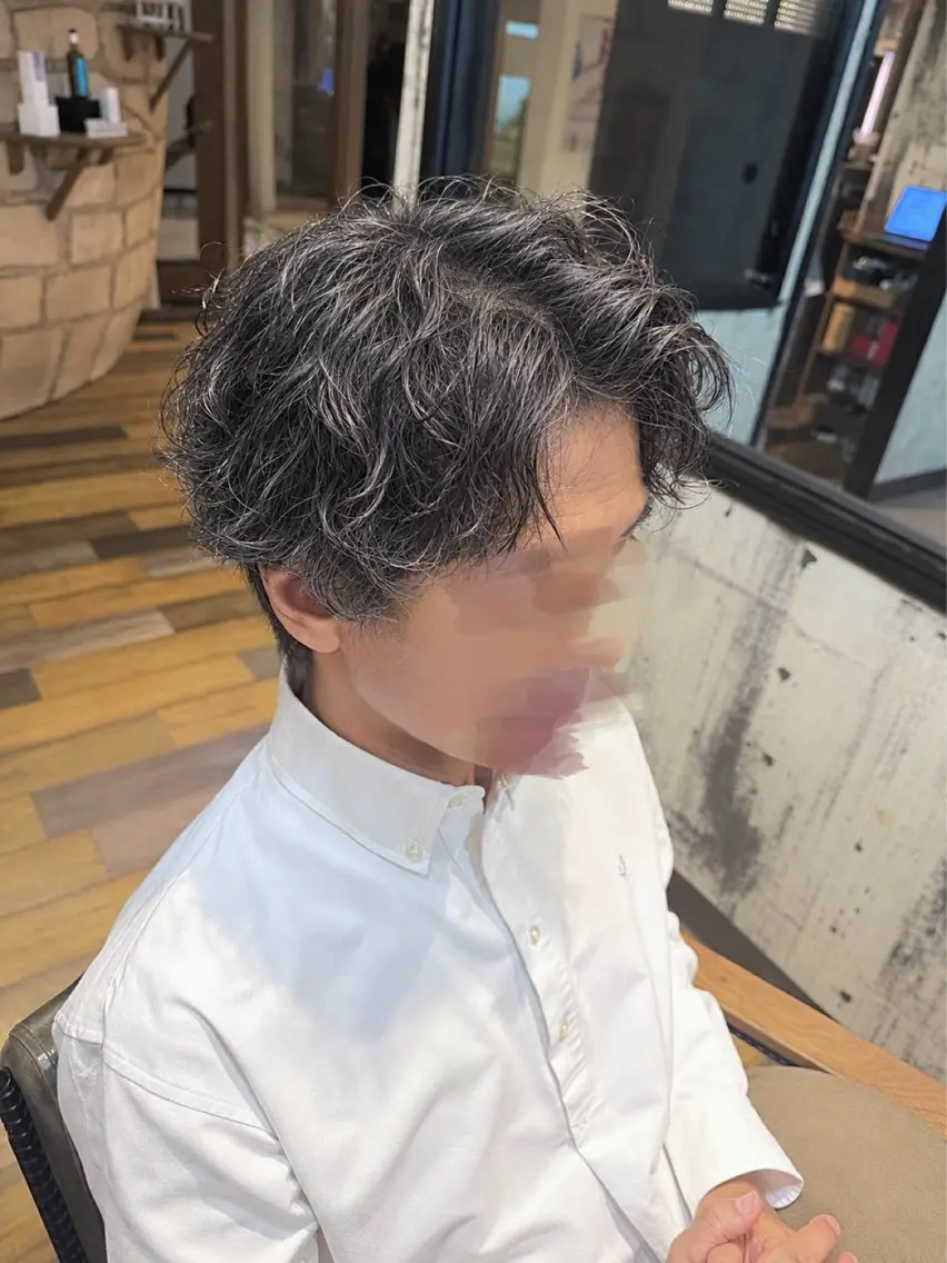 ミディアム パーマ ミディアムパーマ スパイラルパーマ ⟡ レイヤーカット / 花音 ⟡のヘアスタイル