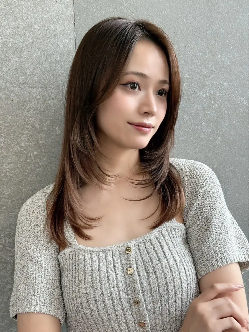 ミディアム カット ヘアカラー トリートメント ai / Lond idealのヘアスタイル