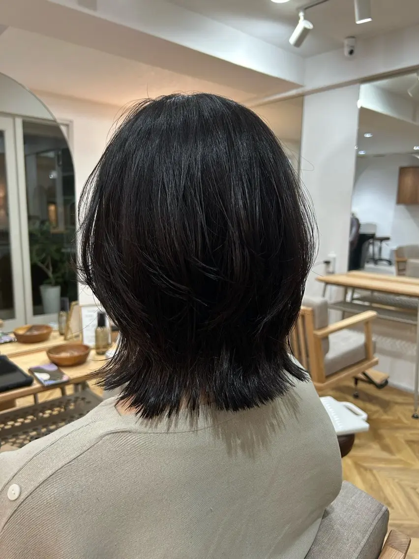 ミディアム 櫻井園子🌸 縮毛矯正のヘアスタイル