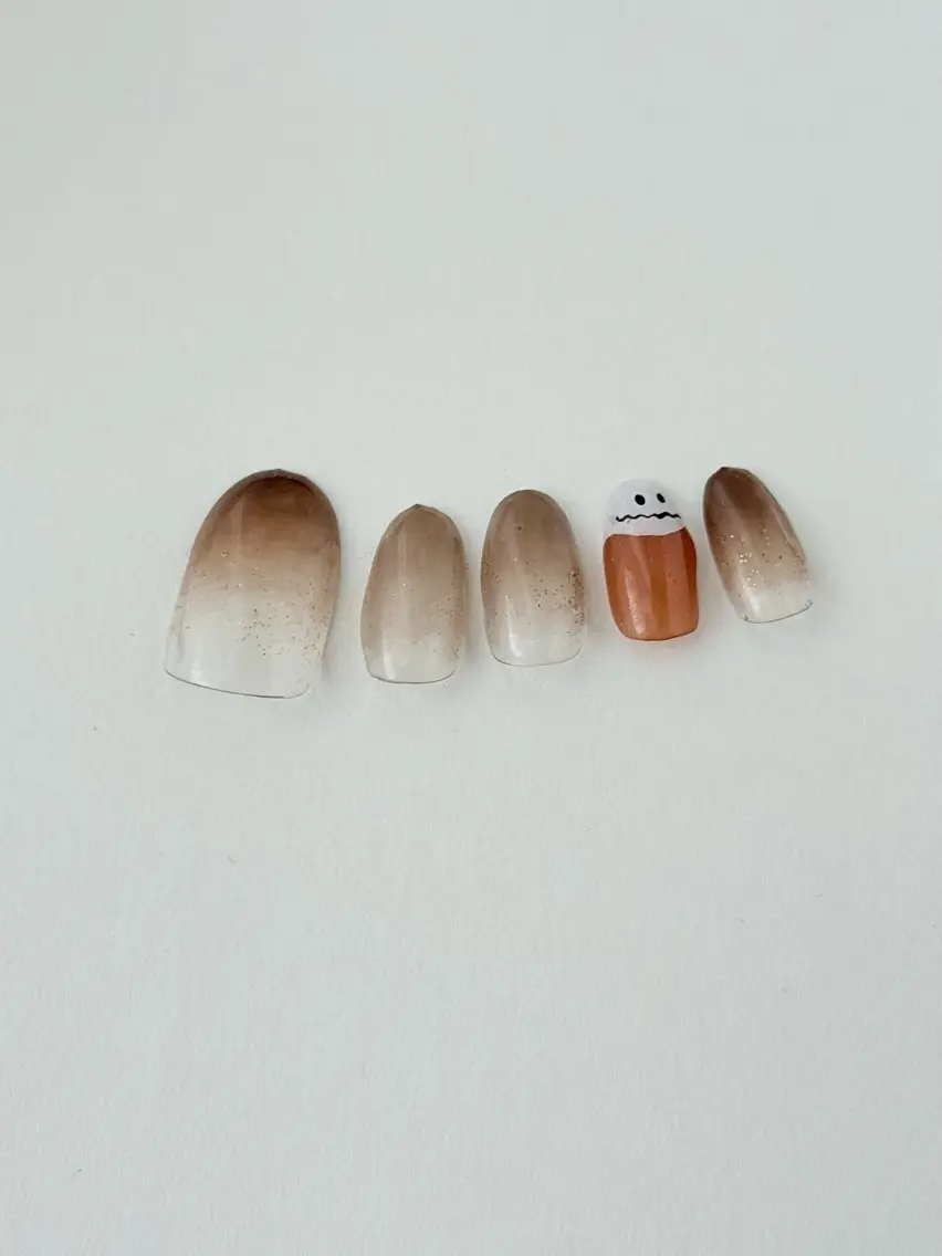 ◾️オフ無 🧡グラデーション+アート(片手1本ずつ計2本)の写真