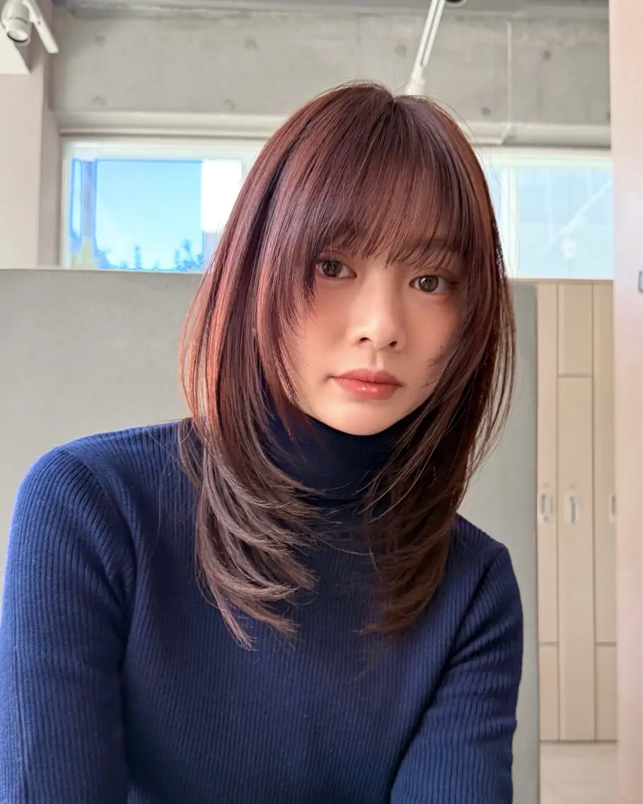 ミディアム manami/ ハッシュレイヤーのヘアスタイル