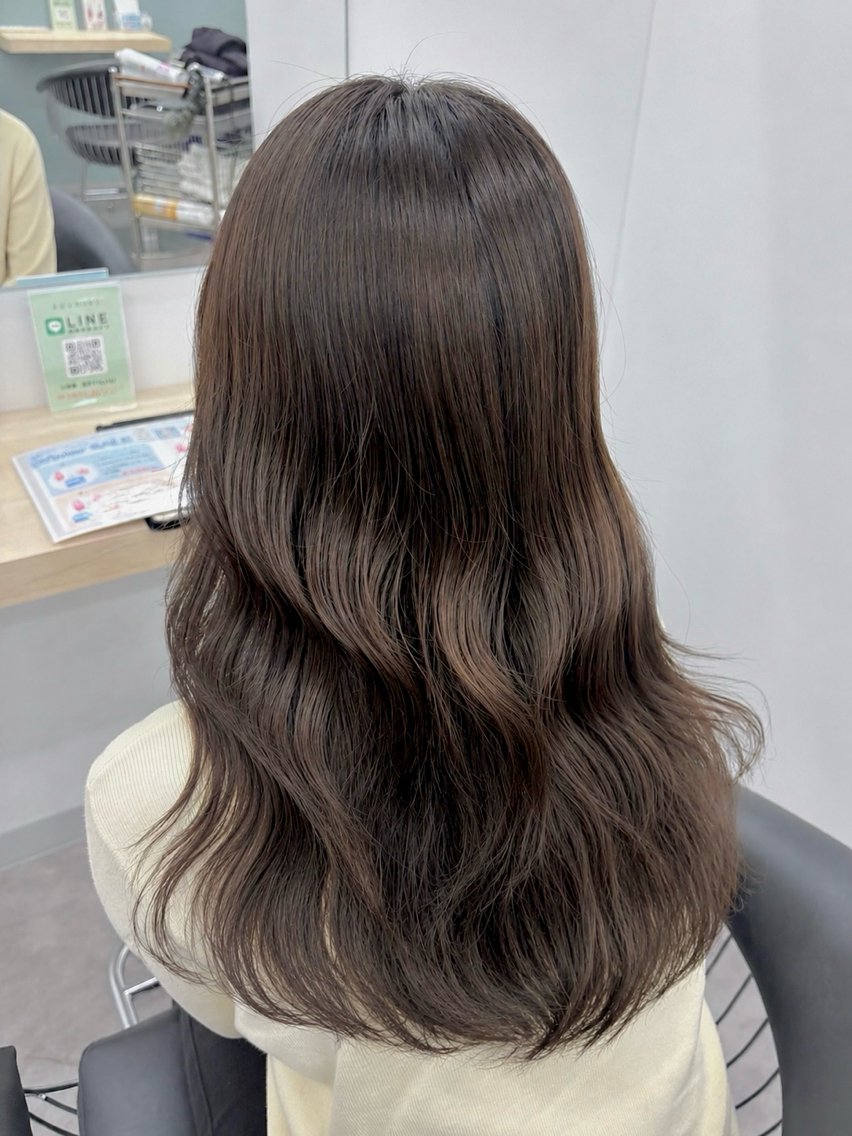 ロング カラー ベージュカラー ブリーチ 透明感カラー ダブルカラー ブリーチなしカラー ヘアカラー トリートメント レイヤー/ベージュ 🫧小町 紗耶華のヘアスタイル
