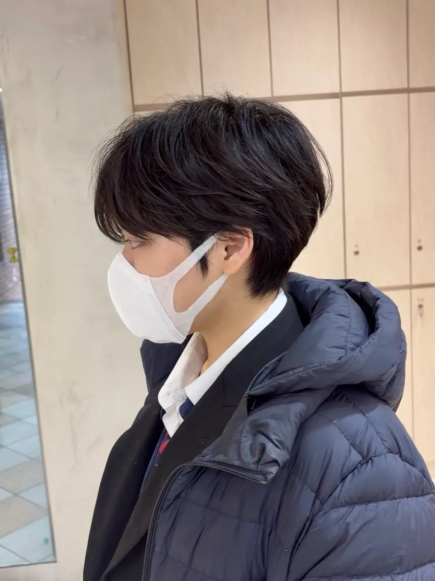 ショート カット トリートメント 韓国レイヤー ☁️🫧森ハリス誠一のヘアスタイル