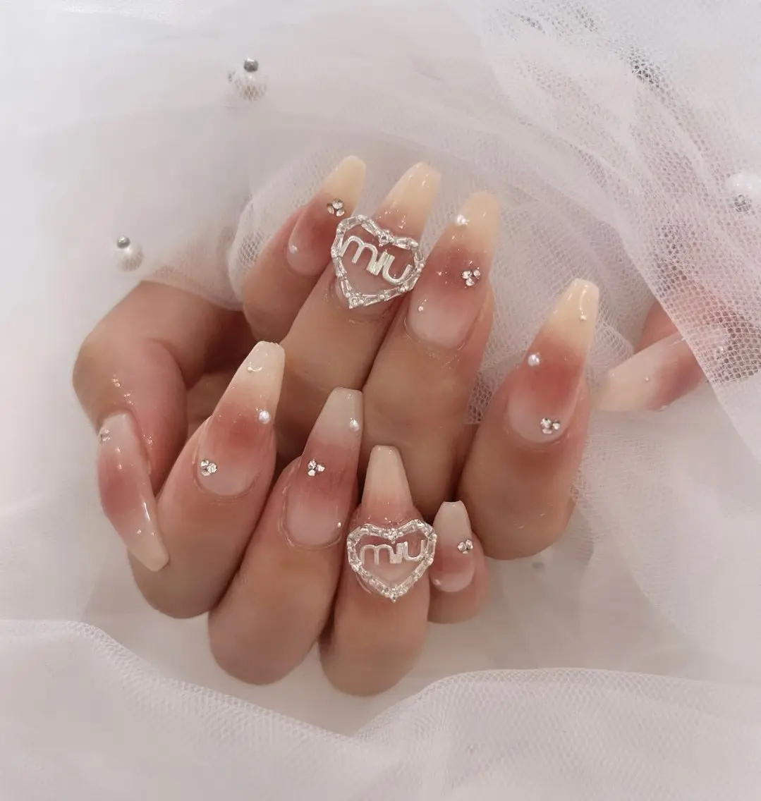 ネイル SALON ELVI.のネイルデザイン