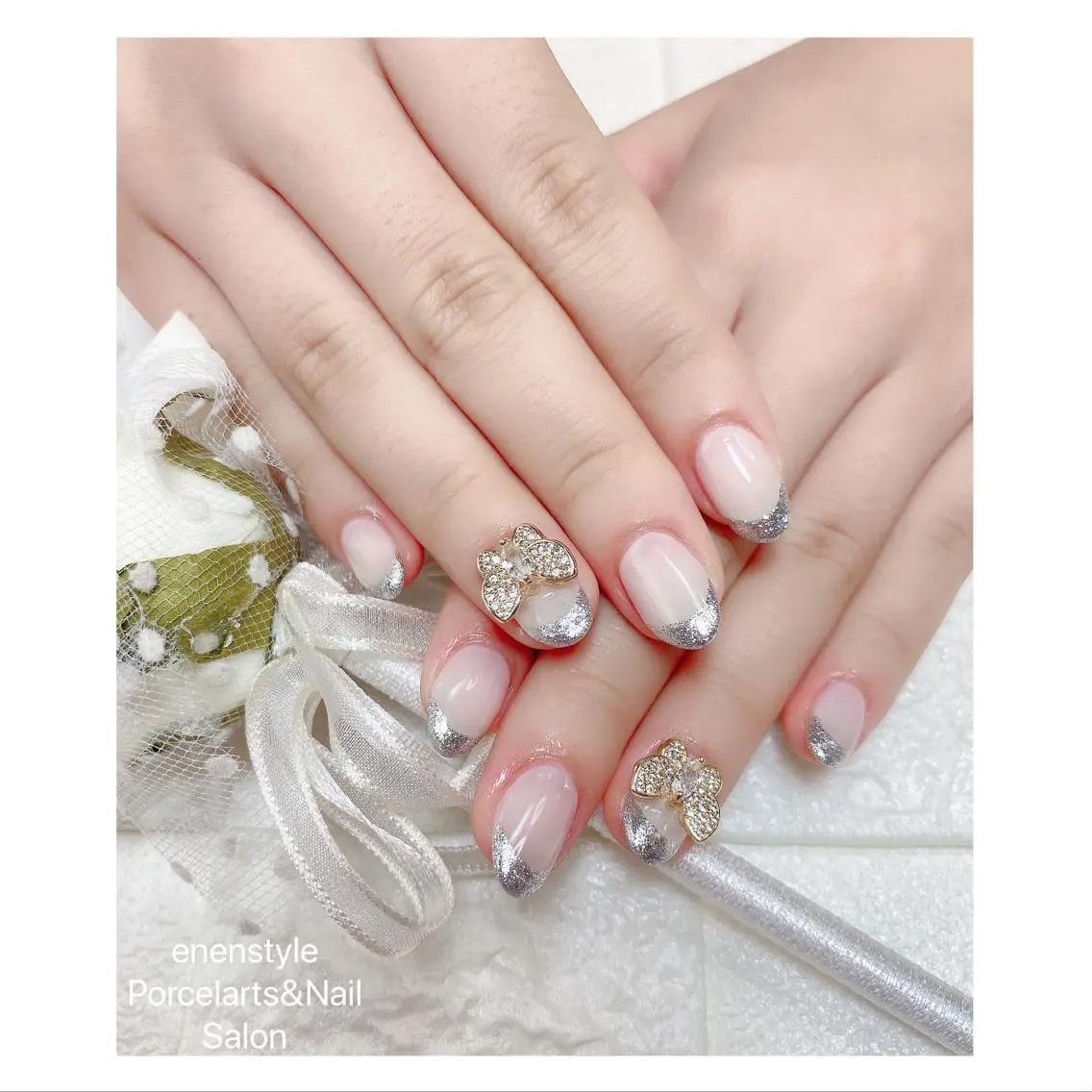 ミディアム ネイル ハンドネイル 🐾enen style 🐾のネイルデザイン