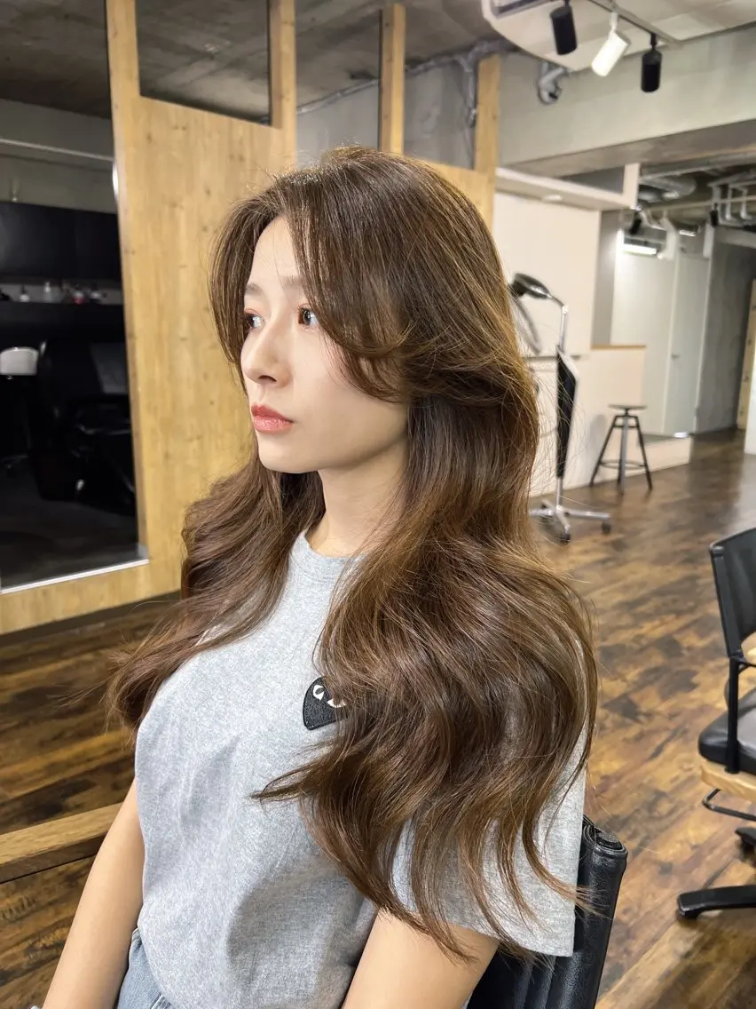 ロング カラー ヘアアレンジ レイヤー/顔周り 韓国ヘア森田和貴のヘアスタイル