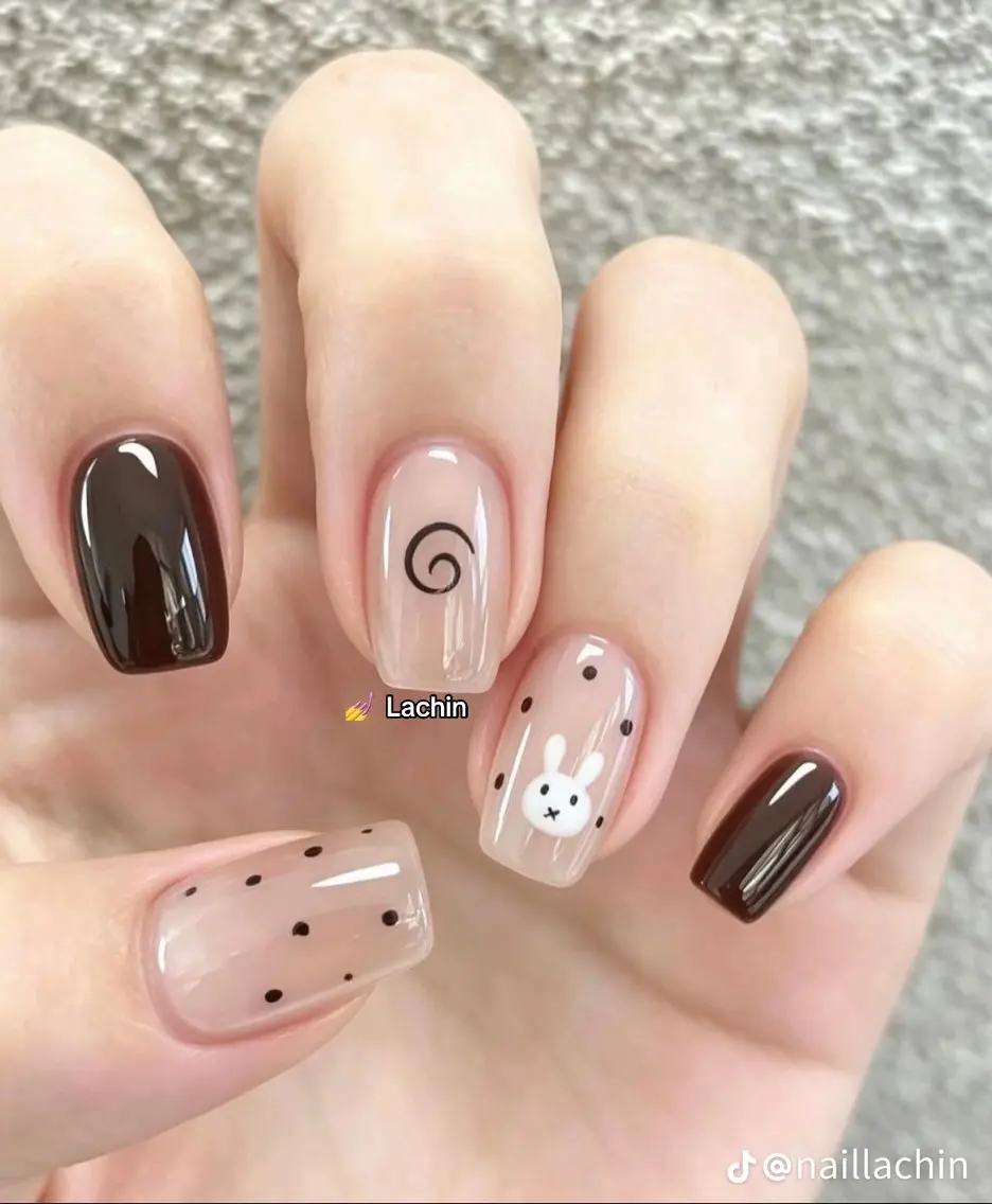 ネイル EMI NAILSのネイルデザイン
