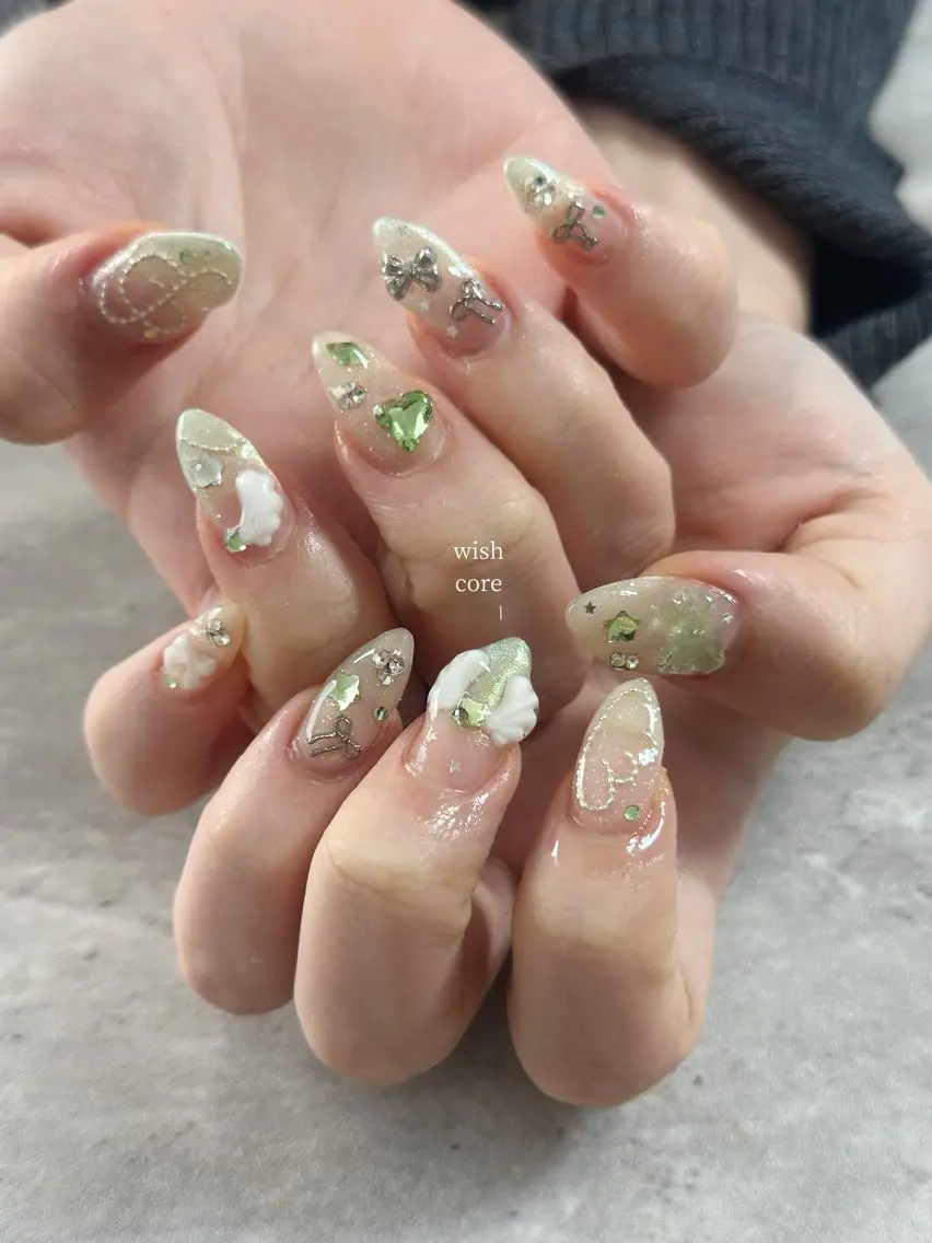 ネイル ハンドネイル One's Nail Roomのネイルデザイン