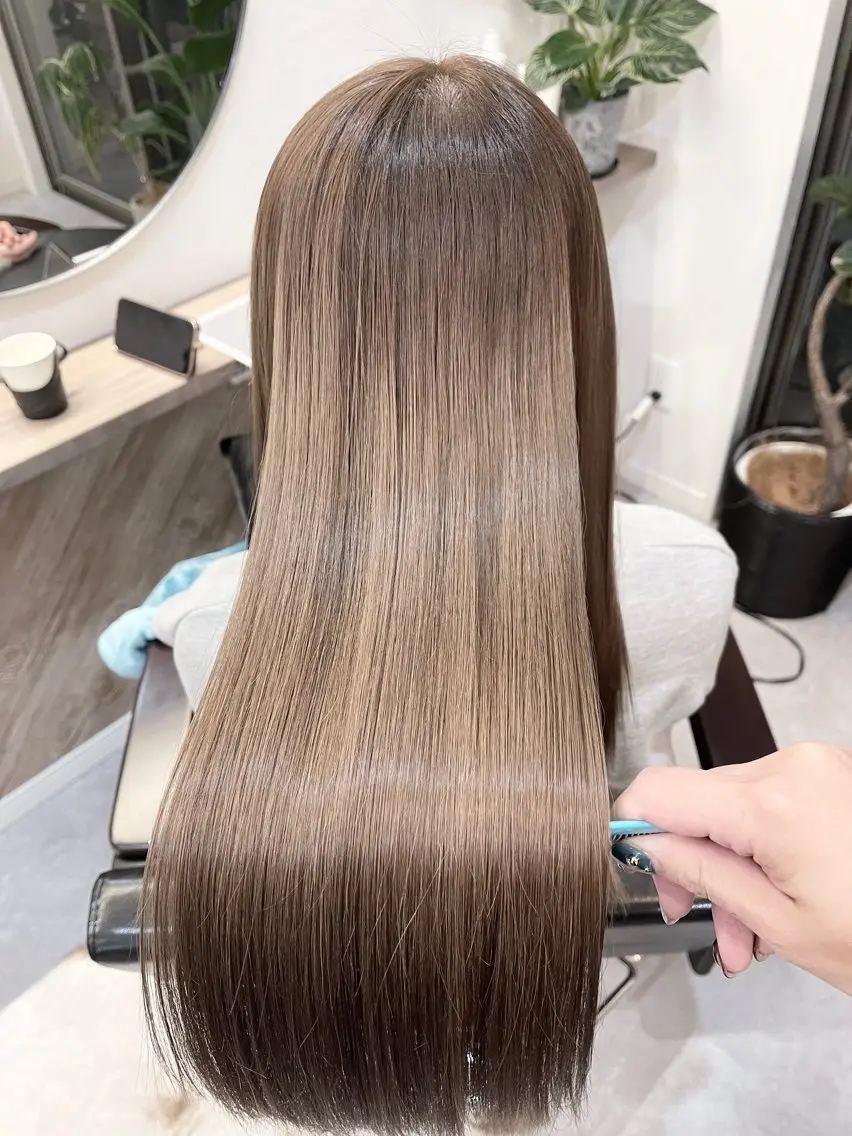 ロング カラー ベージュカラー 髪質改善で 憧れの潤艶美髪にのヘアスタイル