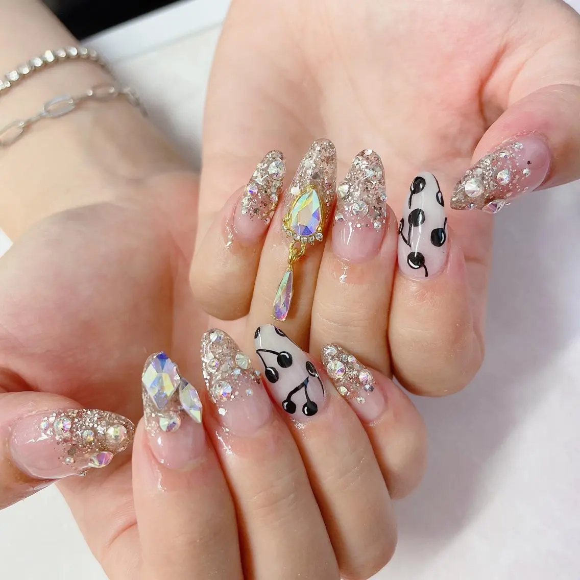 ネイル ハンドネイル Nail Salon MooNのネイルデザイン